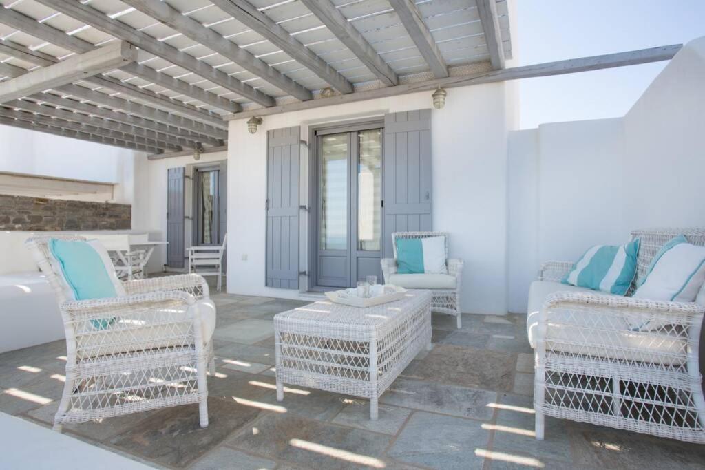 Villa Infinity Blue *