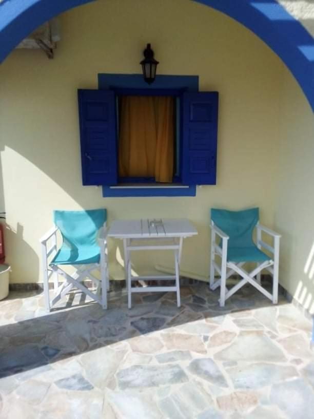 Darzenta Athina Apartment Perivolos (Santorini)