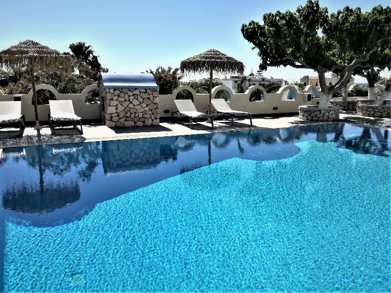 Artemis Santorini 3* Kamari (Santorini)