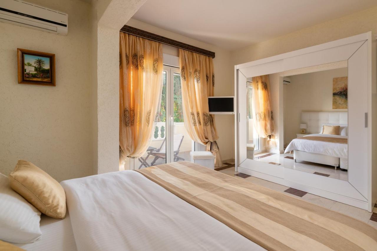 Villa Small Paradise With Pool & Jacuzzi 