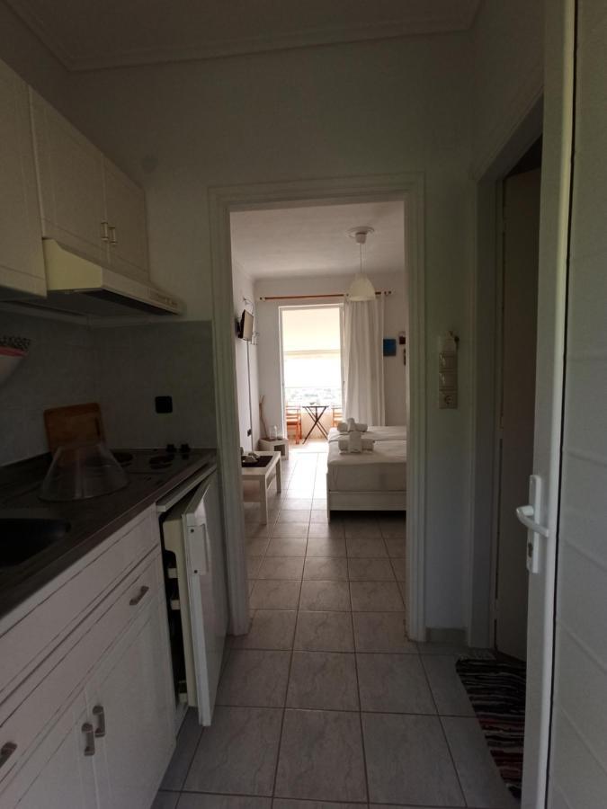 Heras Garden Apartment *
