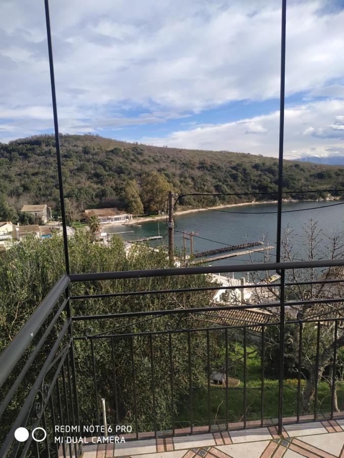 Nikos Apartment