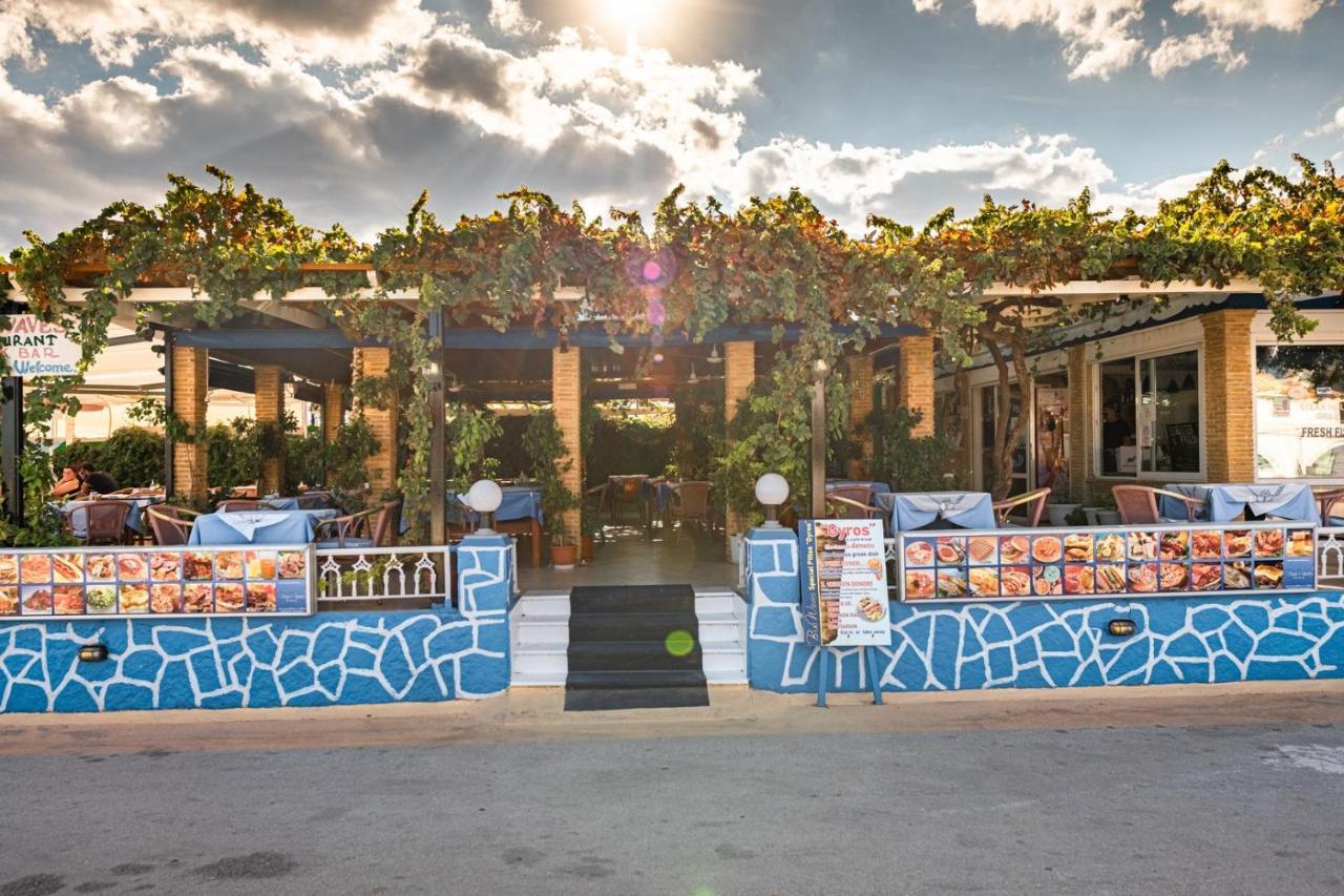 Aparthotel Bluewaves Laganas