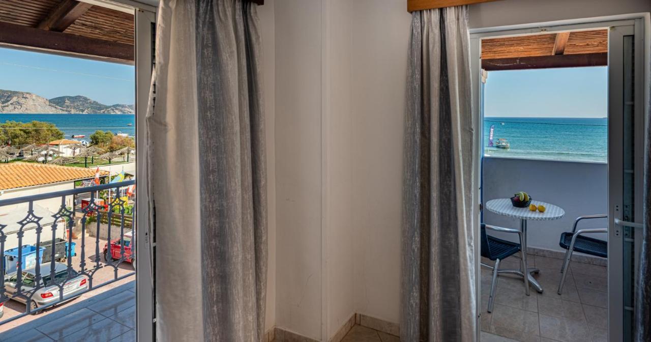 Aparthotel Bluewaves *