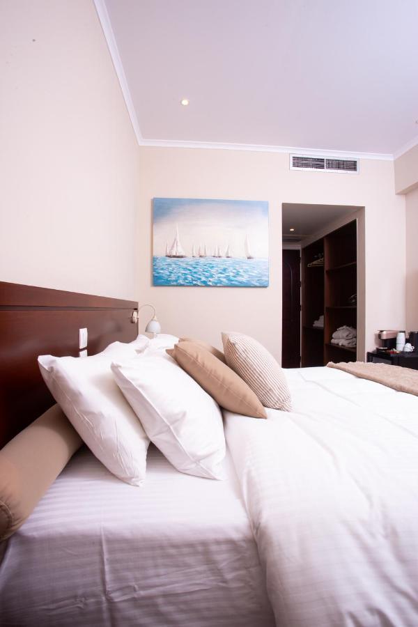 Lepanto Hotel