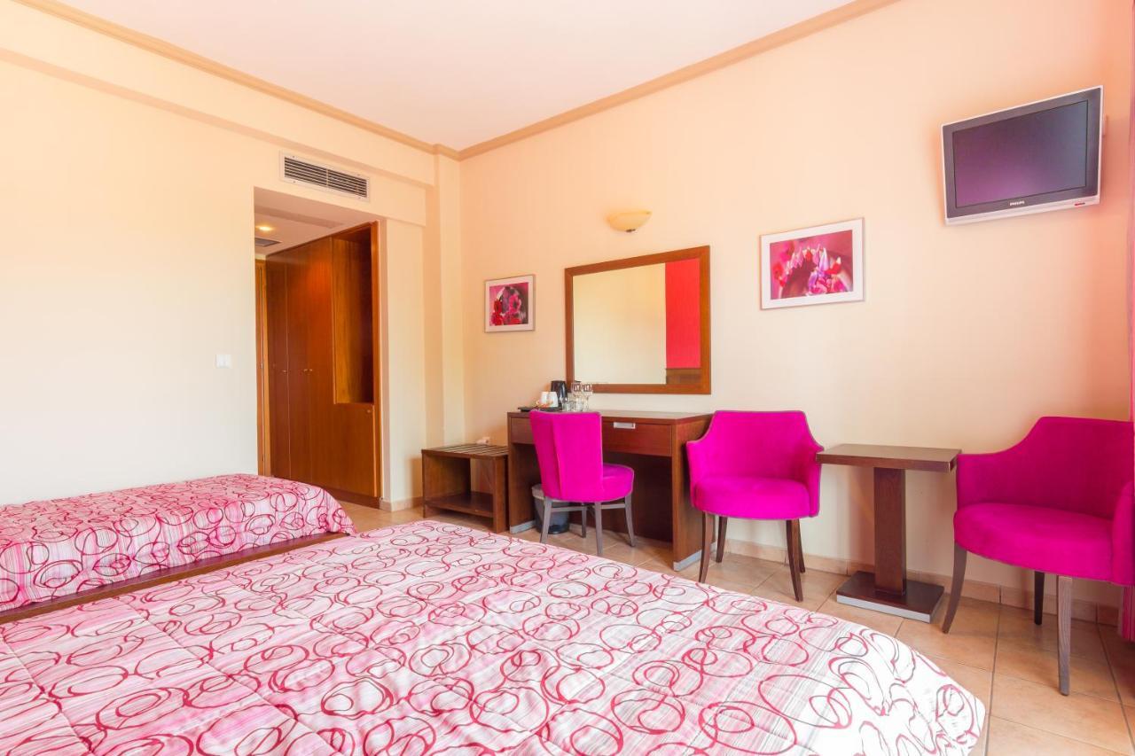 Hotel Ismaros 4*