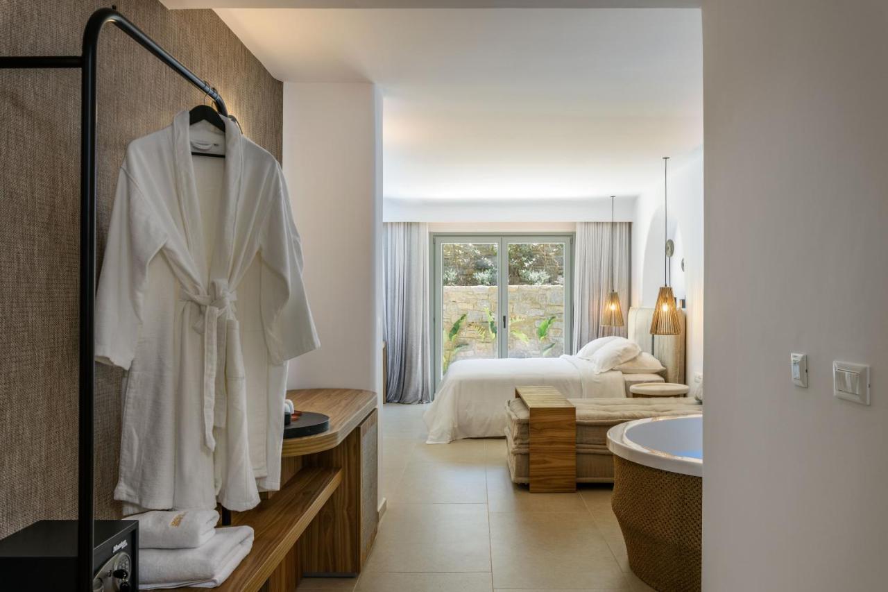 Splendid Mykonos Luxury & Mykonos Town