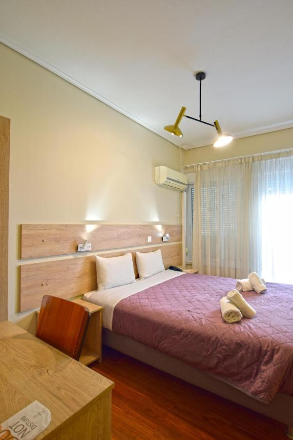 John's Hotel Chalkida