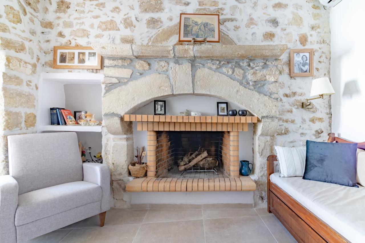 Stonehouse South Crete Holiday home