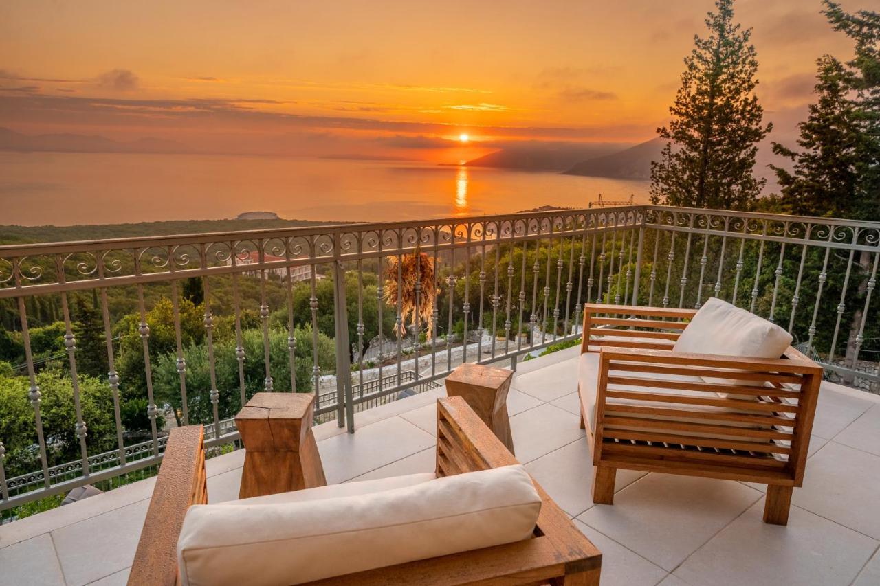 Villa Luxury Above Emblisi , With Heated Pool ! *