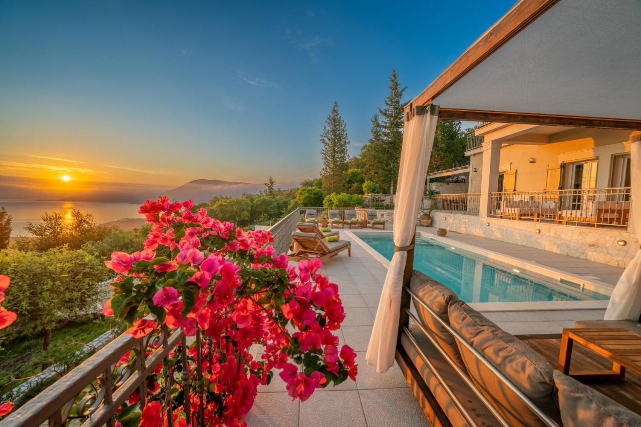 Villa Luxury Above Emblisi , With Heated Pool ! *