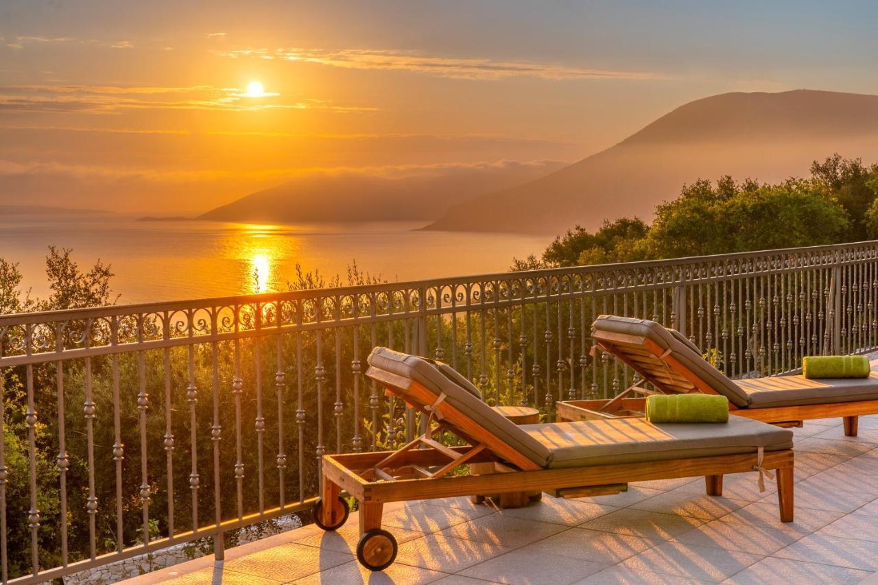 Villa Luxury Above Emblisi , With Heated Pool !