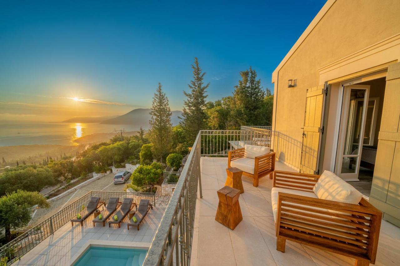 Luxury Above Emblisi , With Heated Pool ! Fiskardo