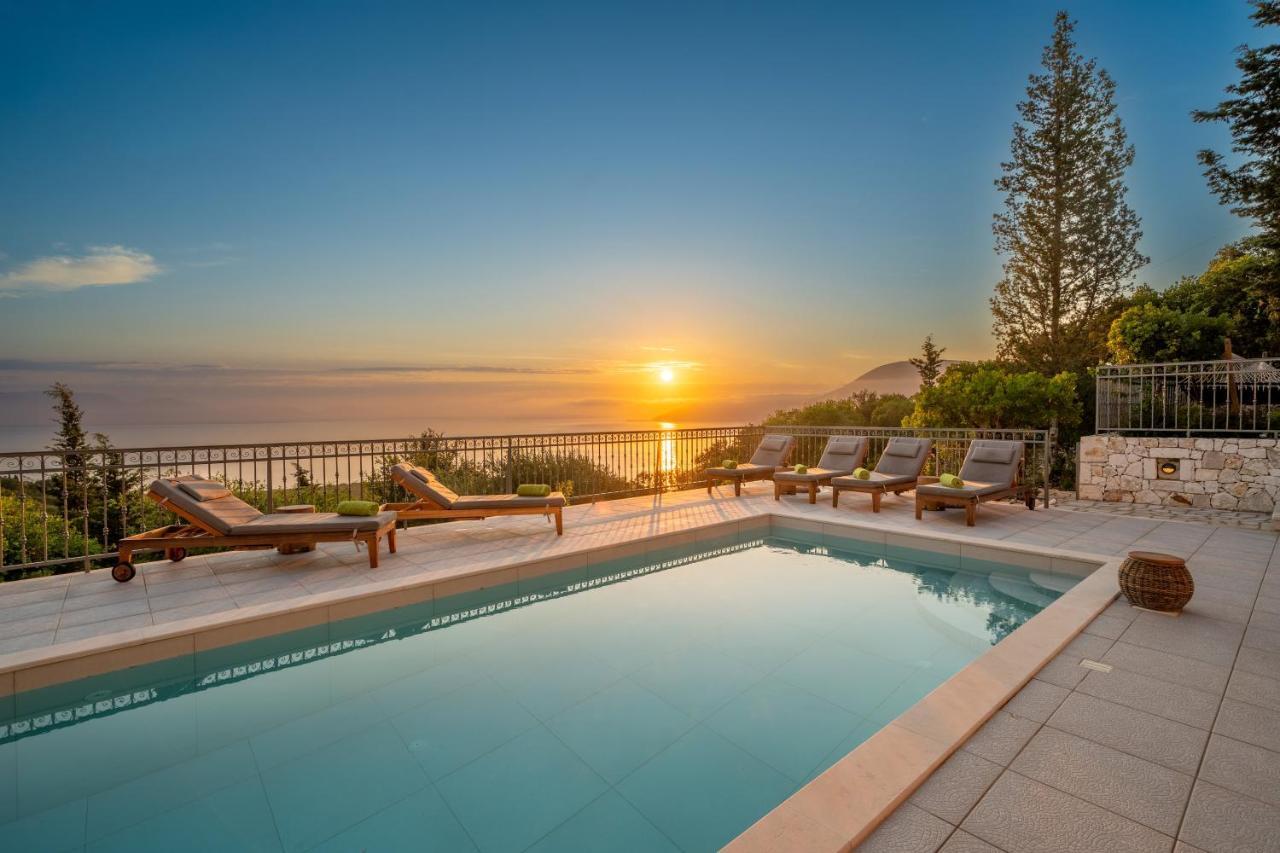 Luxury Above Emblisi , With Heated Pool ! Villa