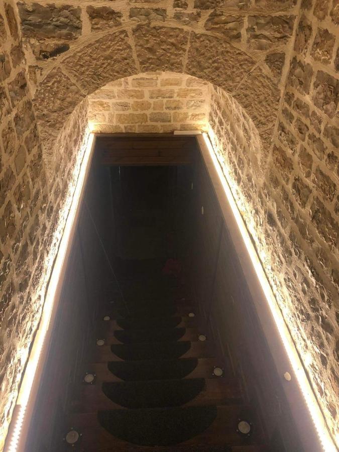 Soul Boutique Monodendri
