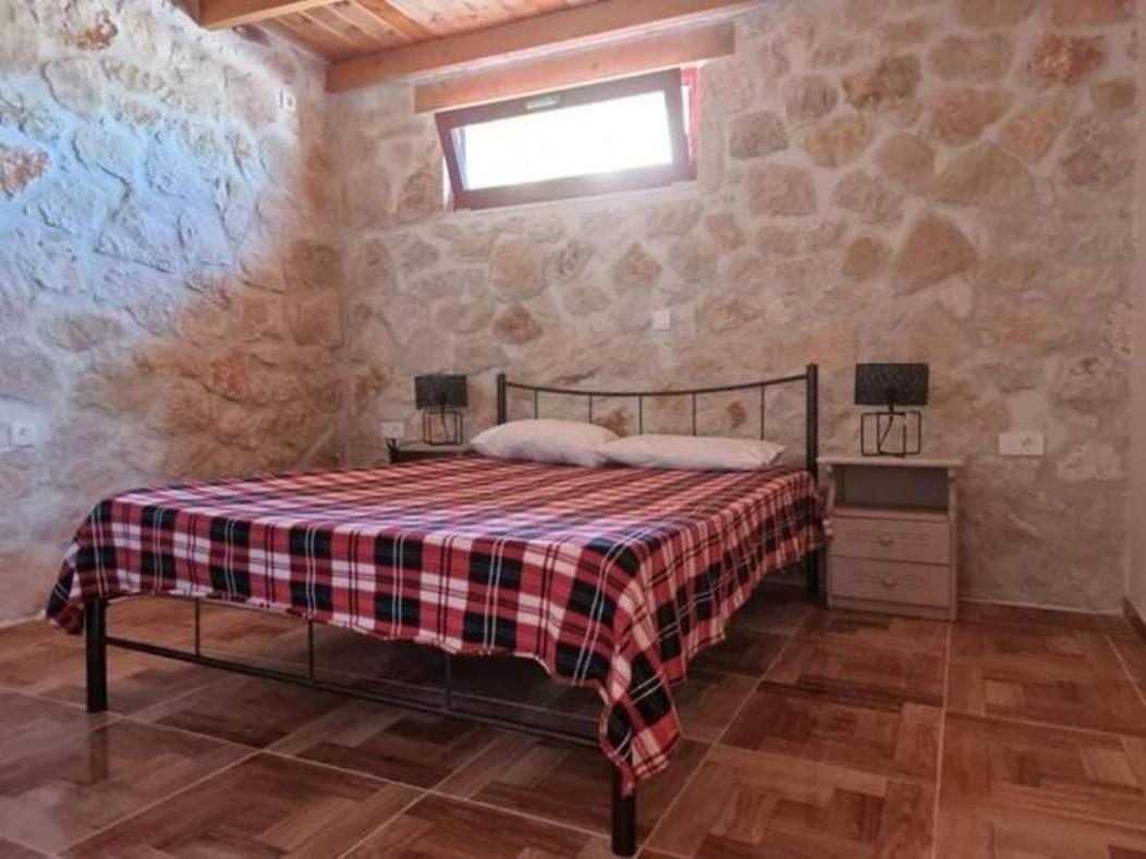 Casa Petra - Stone *
