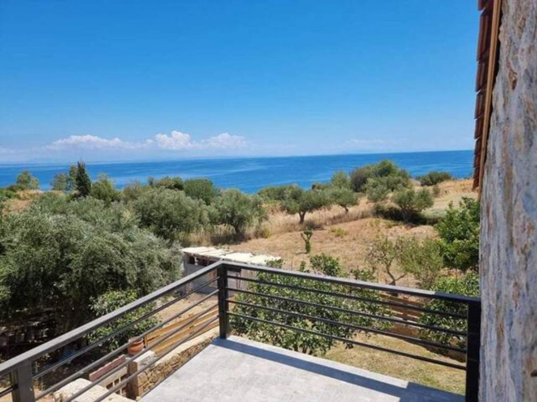 Casa Petra - Stone * Argassi