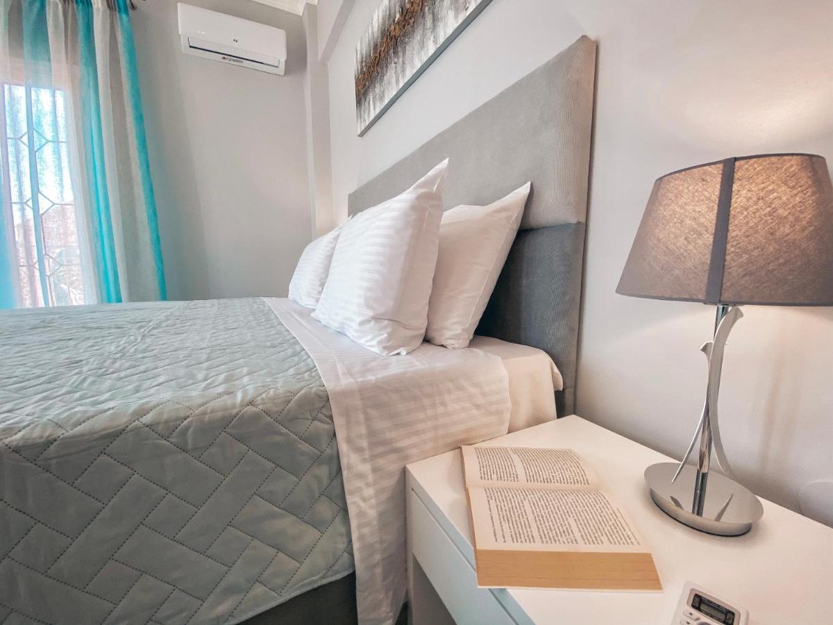 Azure Mare Apartment *