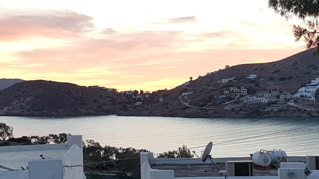 Hostel Palm Chora (Ios)