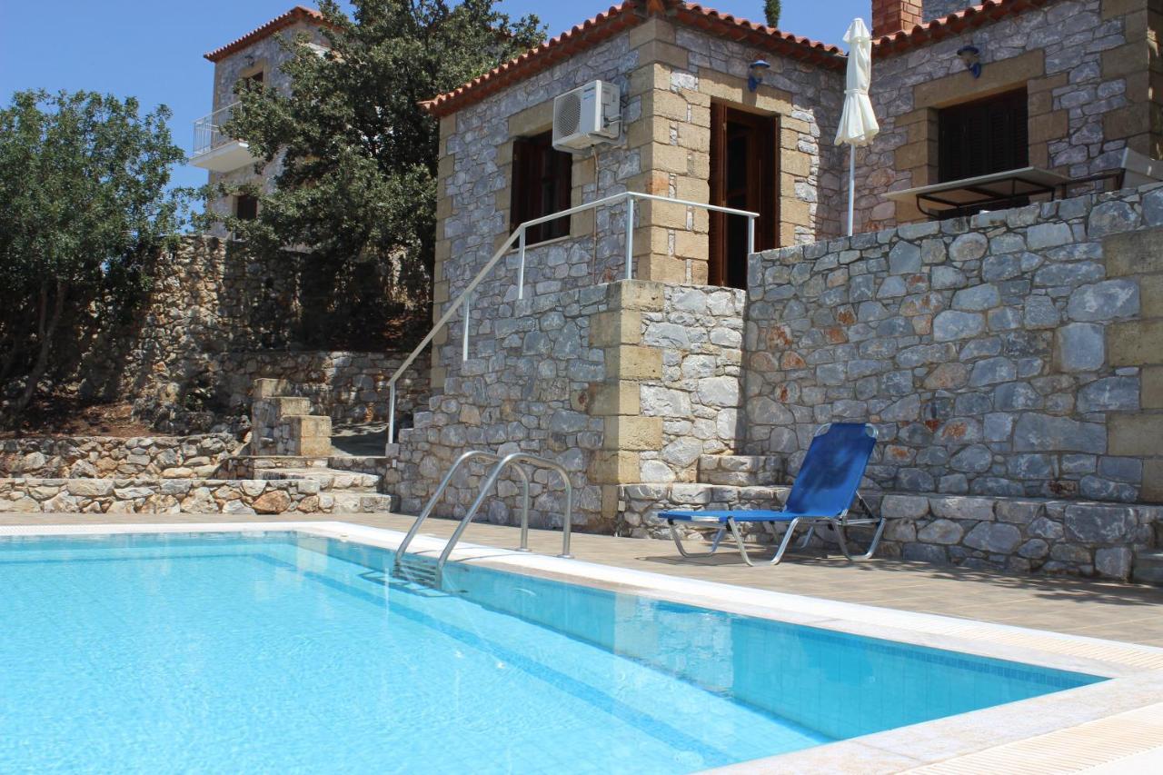 Orato Village Pirgos (Mani)