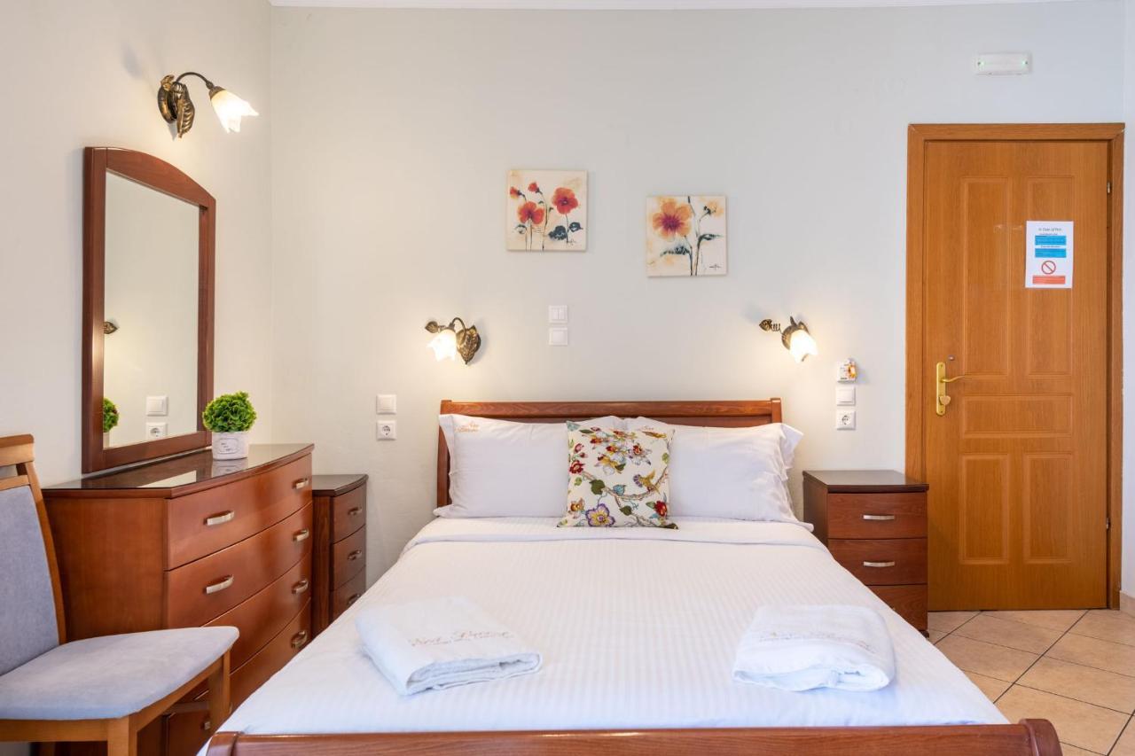 Aparthotel Sea Breeze & Agios Gordios (Corfu)