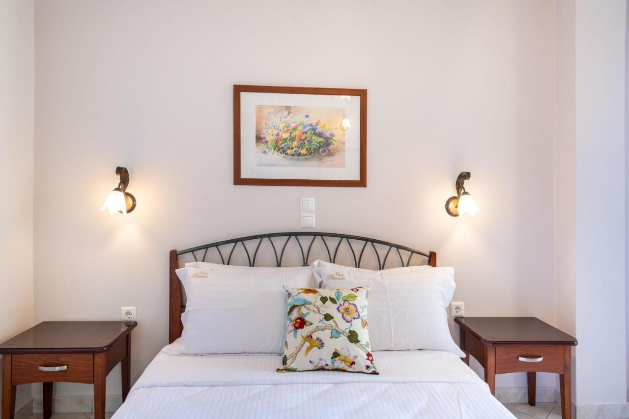 Aparthotel Sea Breeze & Agios Gordios (Corfu)