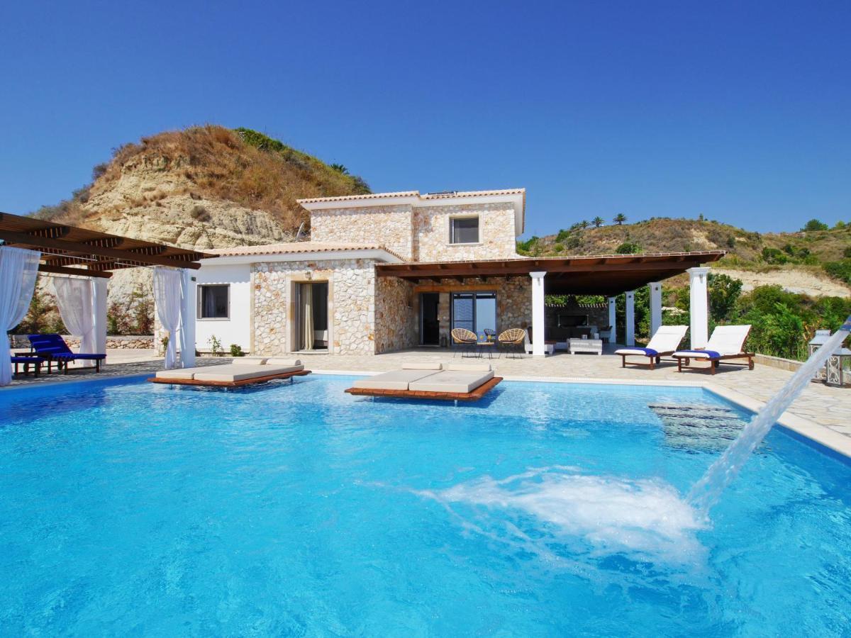 Villa Kalypso Infinity Pool Livathos (Kefalonia)