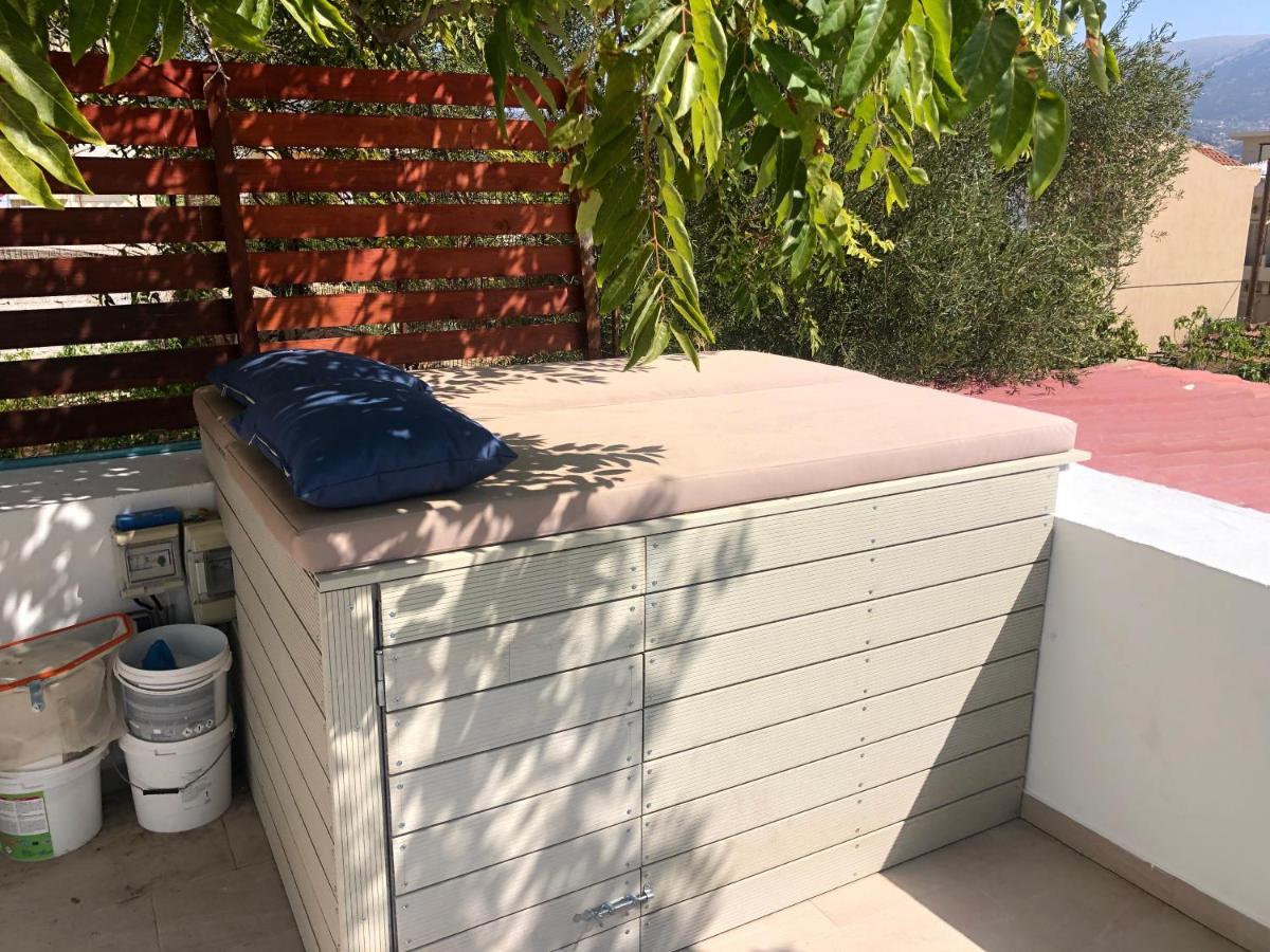 Villa Metropolis House/villa With Garden & Pool-jacuzzi
