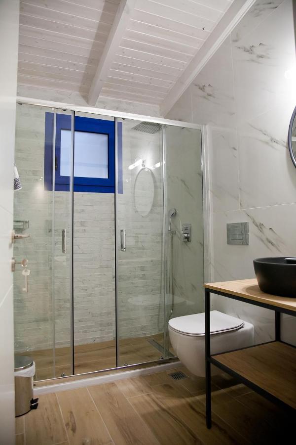 Niki Apartment