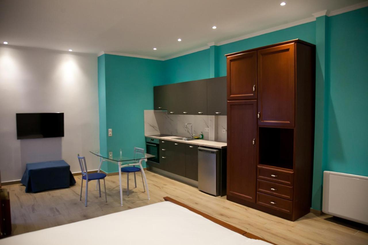 Niki Apartment