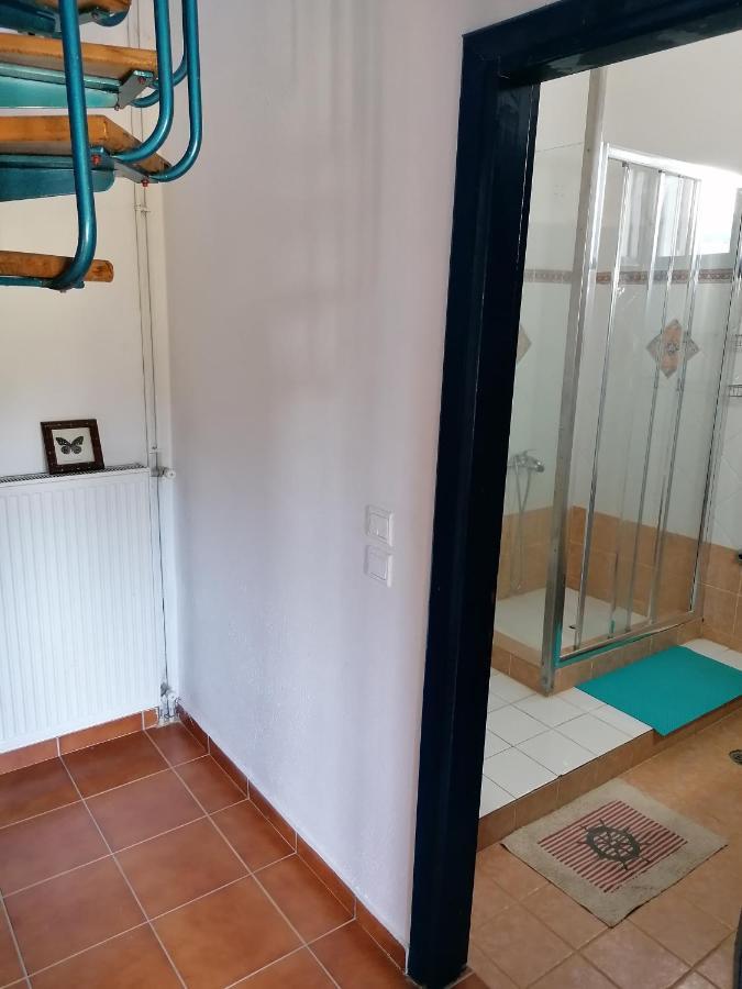 Villa Ananias House