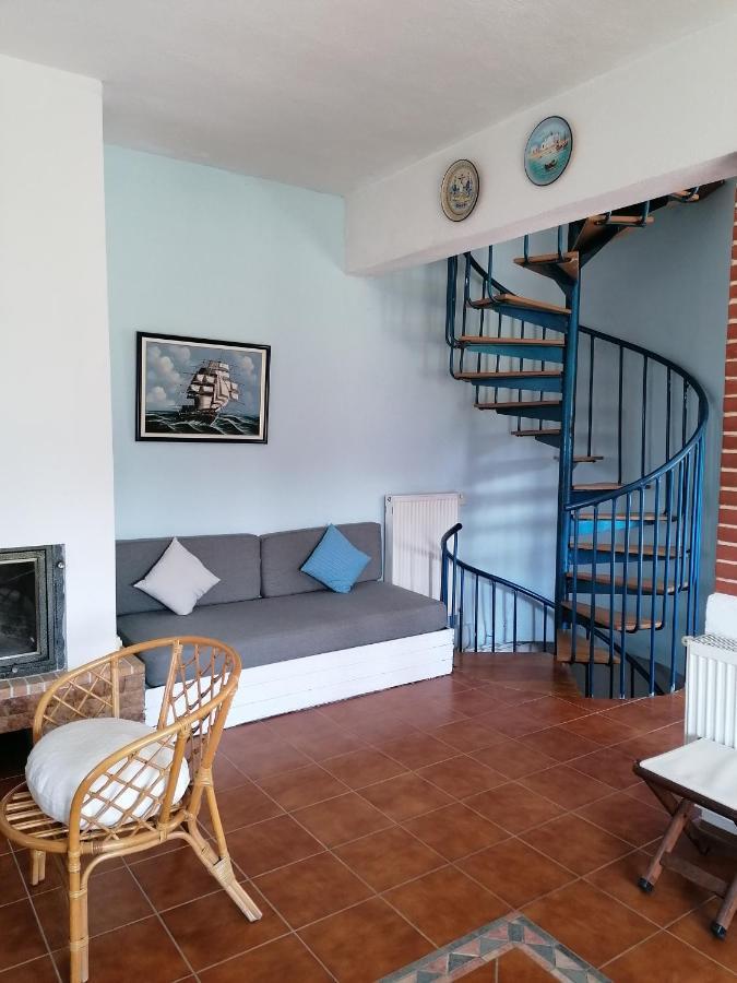 Villa Ananias House Kariani