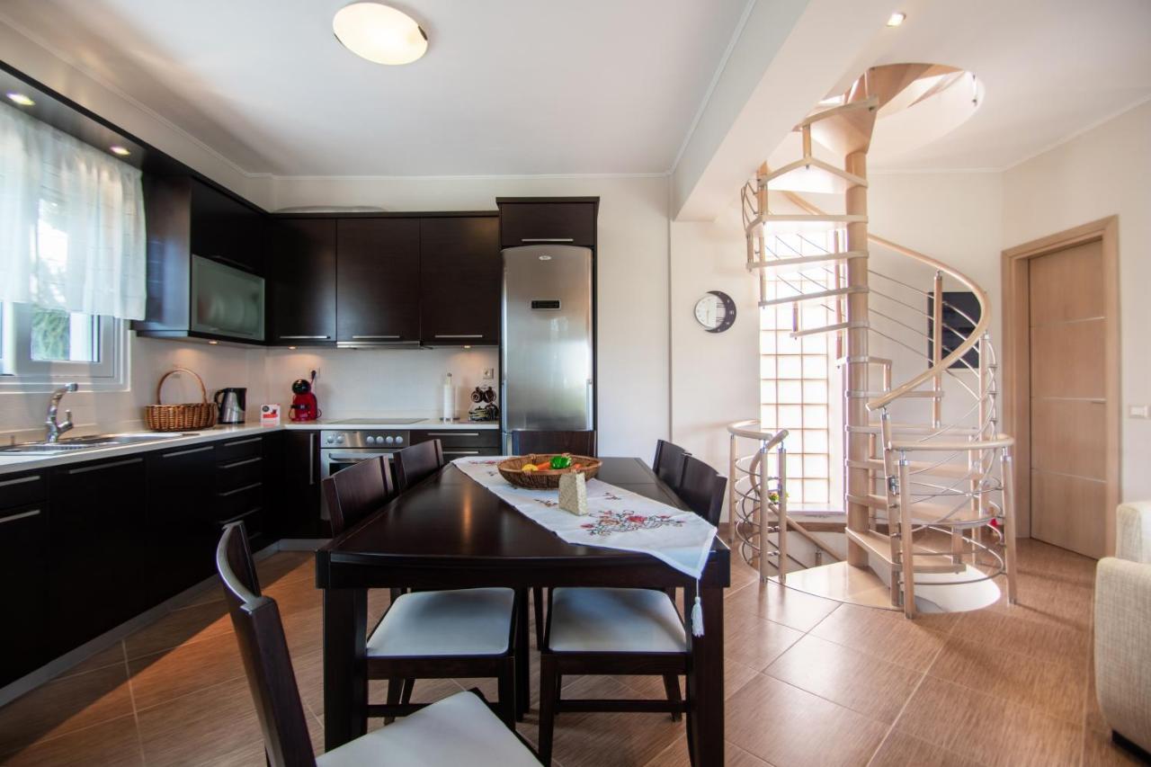 Villa Ianthi By 