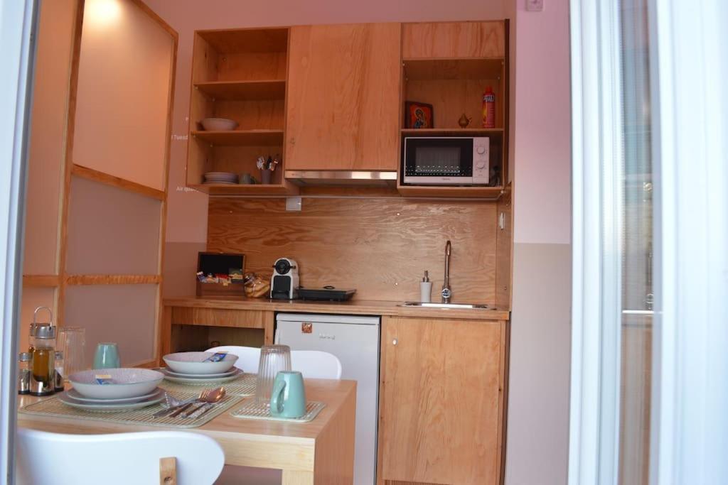 Apartment Luxurious Japandi Loft Ptolemaida