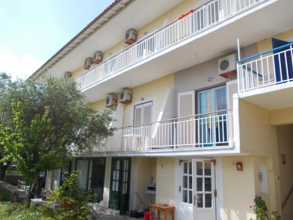 Aparthotel Kassimiotis *