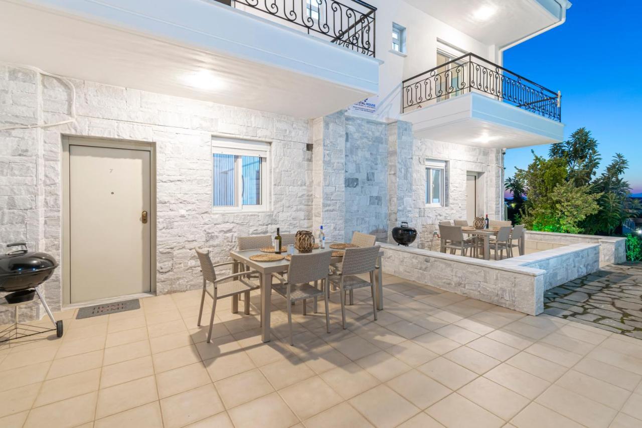 Crystal House Apartment *