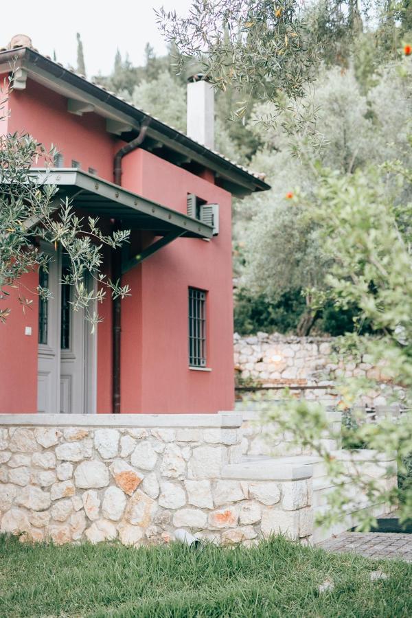 Villa La Casa Rossa Agios Nikitas