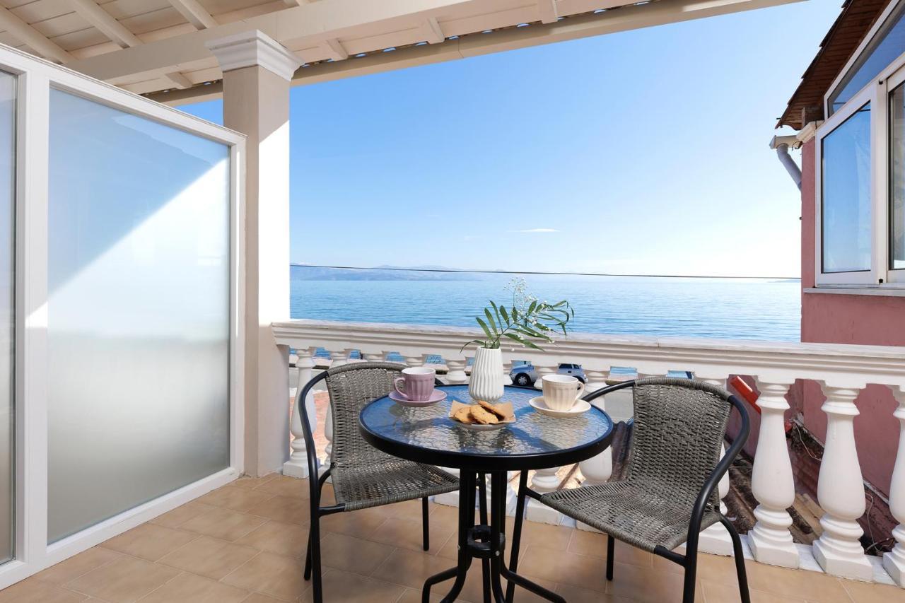 Apartment Marina Beachfront By Konnect, Ipsos
