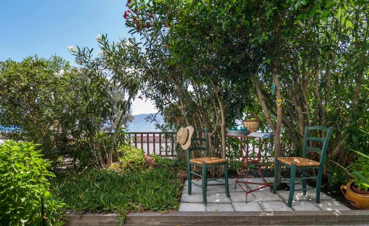 Apartment Kourita Garden With Sea View Near To The Port Of Milos Adamantas (Milos)