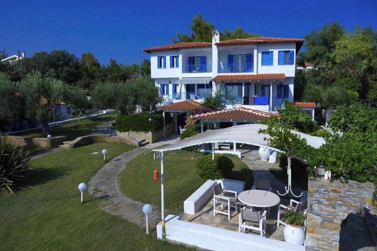 Apartment In Elia With A Shared Pool *