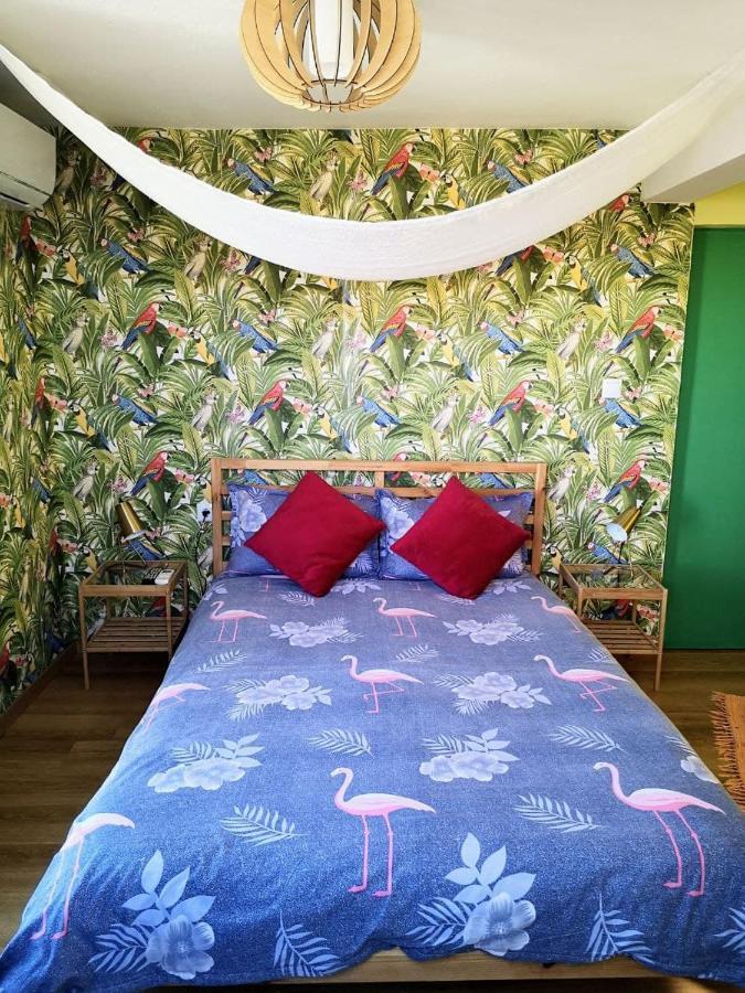 Tropical Loft With View Volos
