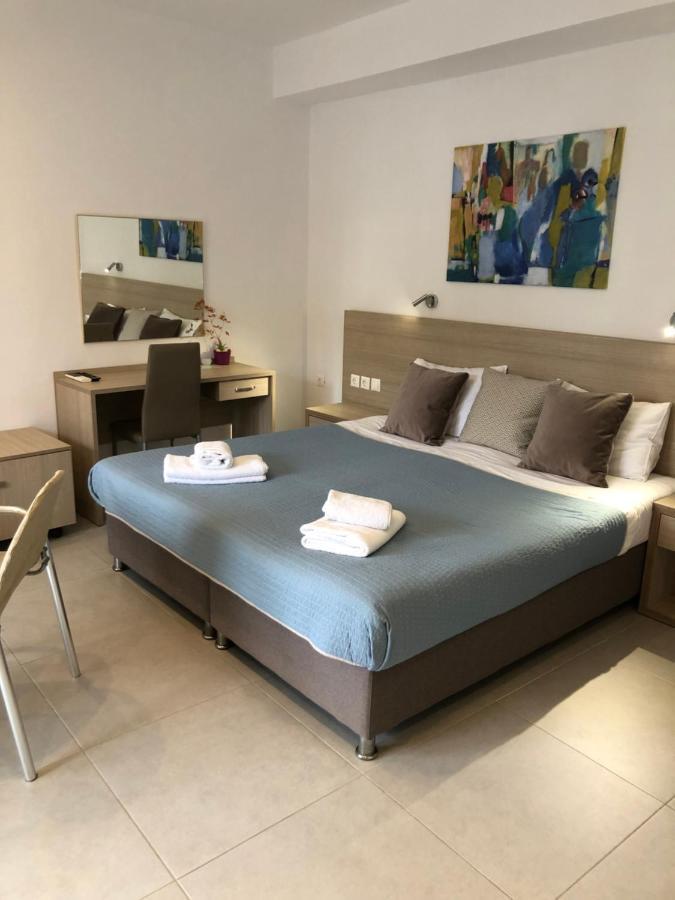Vanessa House * Skiathos Town