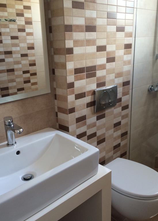 Askas Hotel