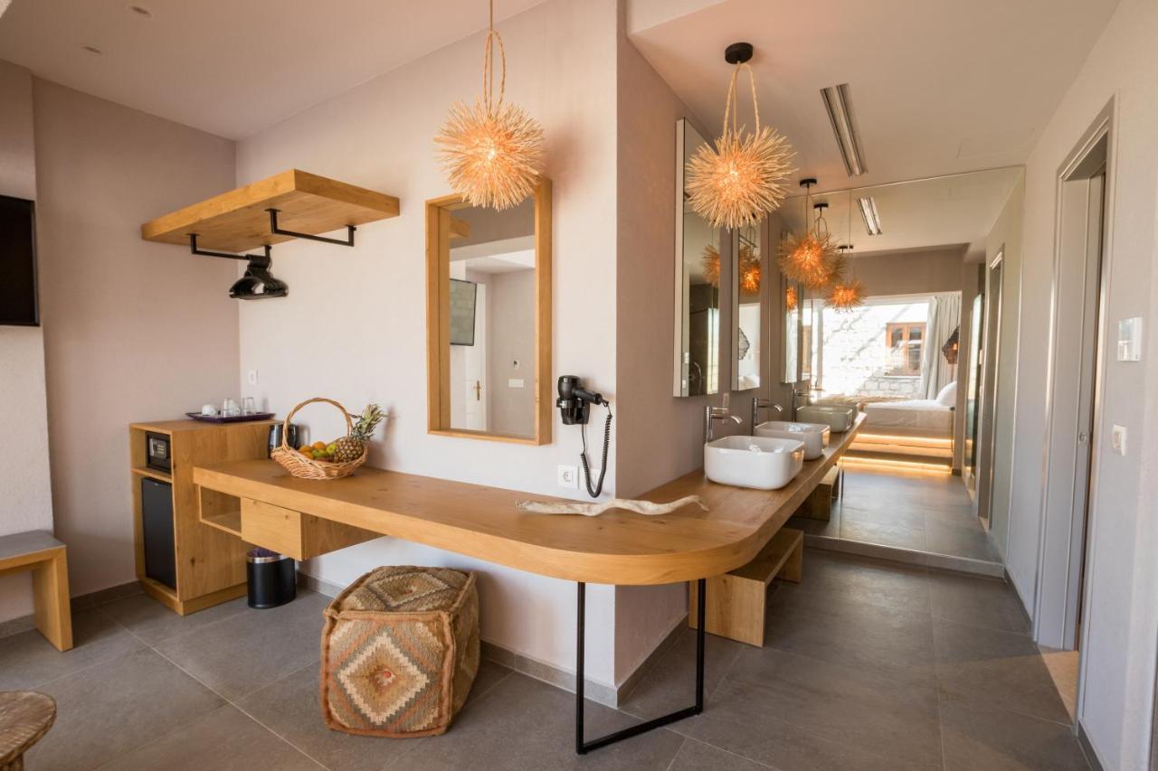 Aegean Village Beachfront 4* Amoopi