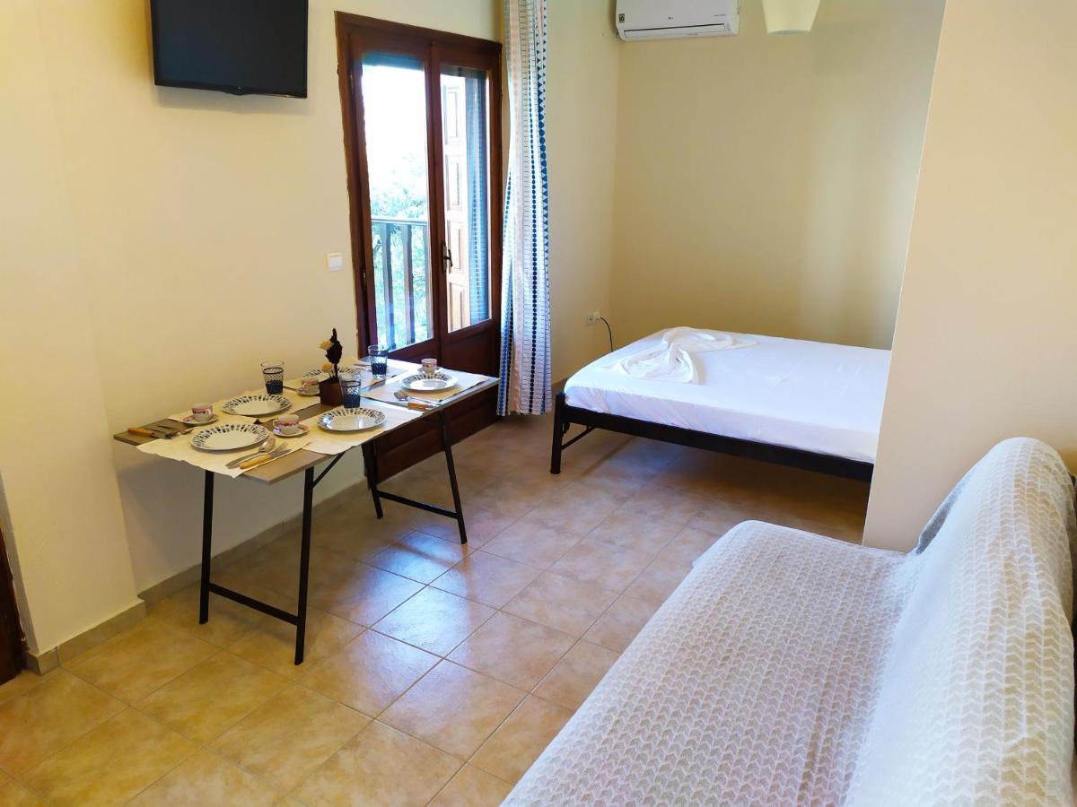 Aparthotel Leonidas Greecefiloxenia