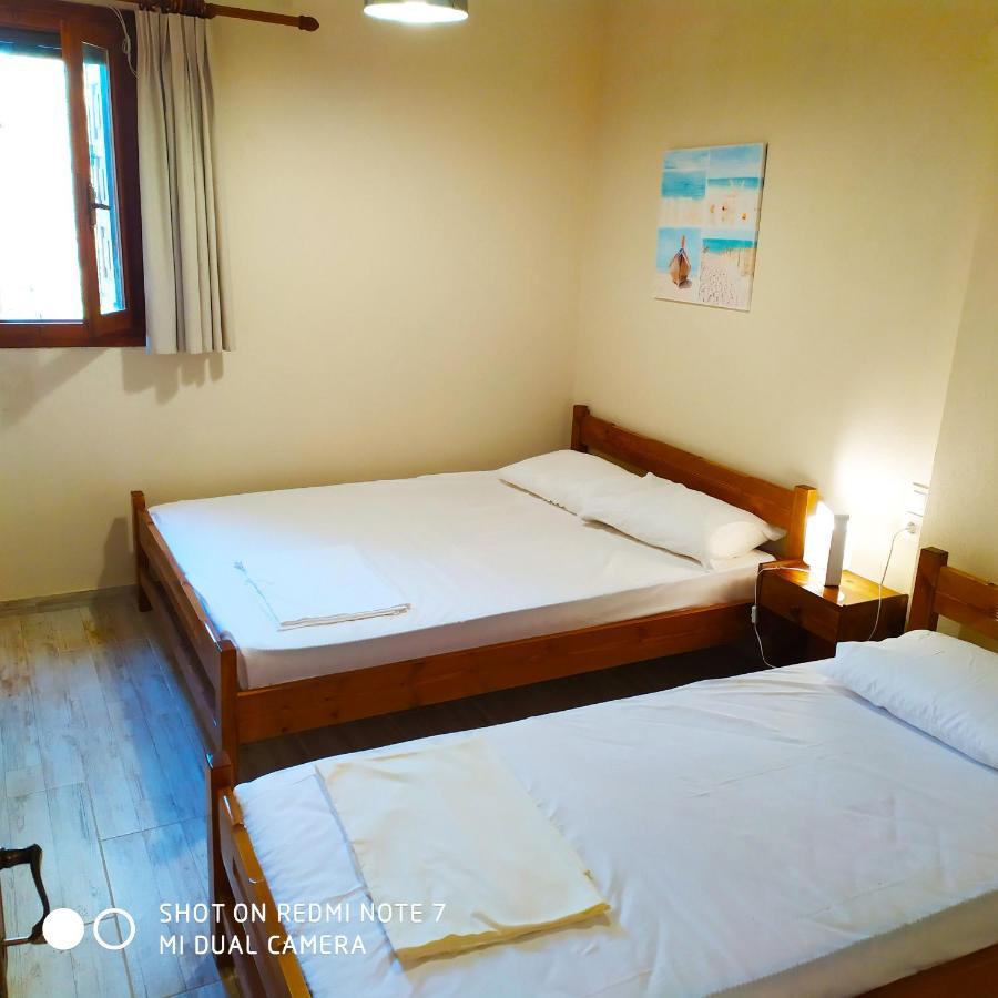 Aparthotel Leonidas Greecefiloxenia *