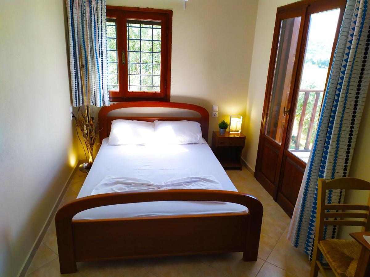 Aparthotel Leonidas Greecefiloxenia Lefokastro