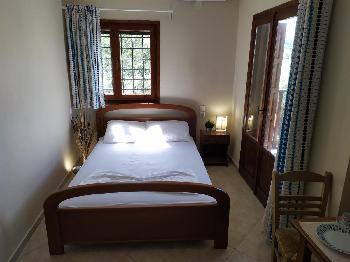 Aparthotel Leonidas Greecefiloxenia