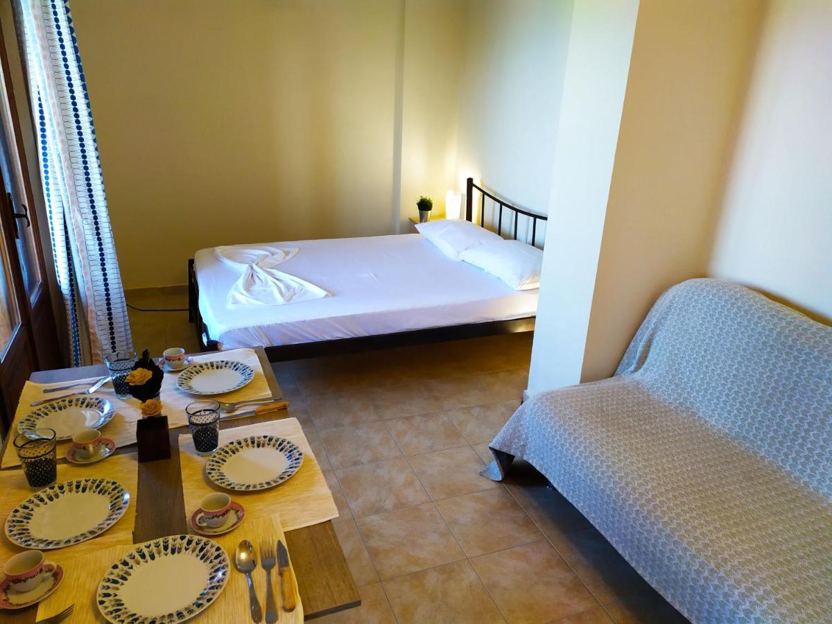 Leonidas Greecefiloxenia Aparthotel *