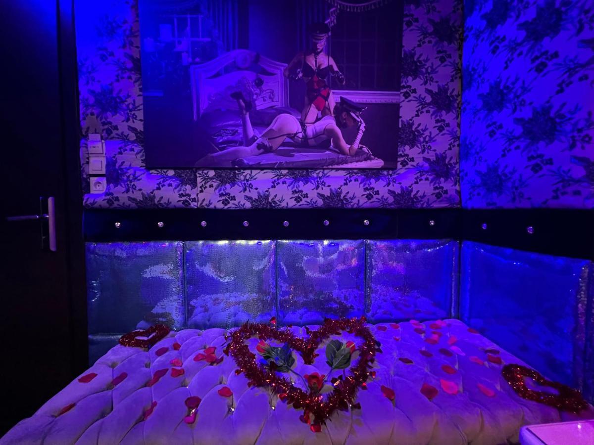 Love hotel Priamos Erato Athens